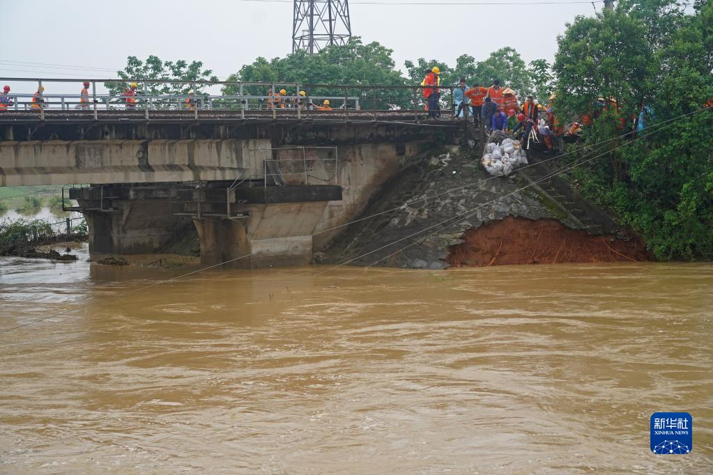 针对江西等省强降雨过程国家防总启动防汛四级应急响应(图1)